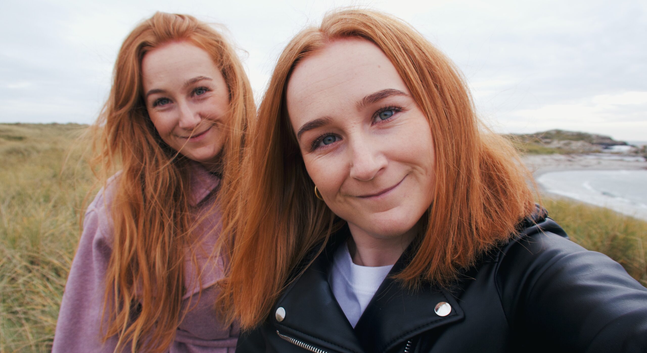 Premiere: Drunk On December By The Ella Sisters