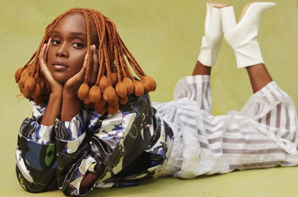 FALANA Seduces With Stunning Sophomore EP Rising