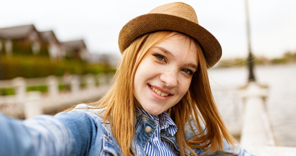 The Psychology of Online Dating Profiles: Crafting the Perfect Digital First Impression The Psychology of Online Dating Profiles: Crafting the Perfect Digital First Impression