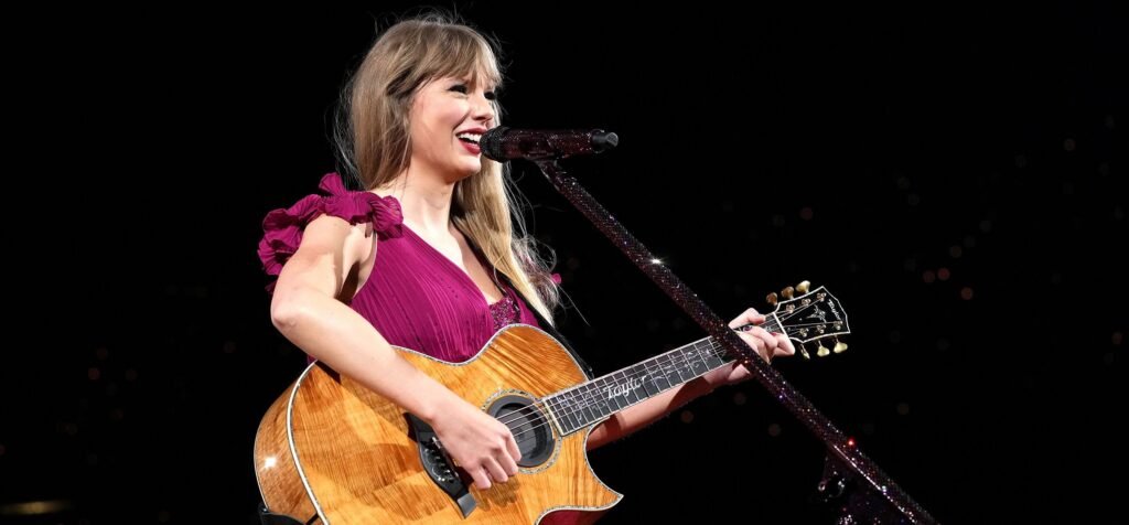 Decoding the Meaning Behind Taylor Swift's Dear John (Taylor's Version) Lyrics