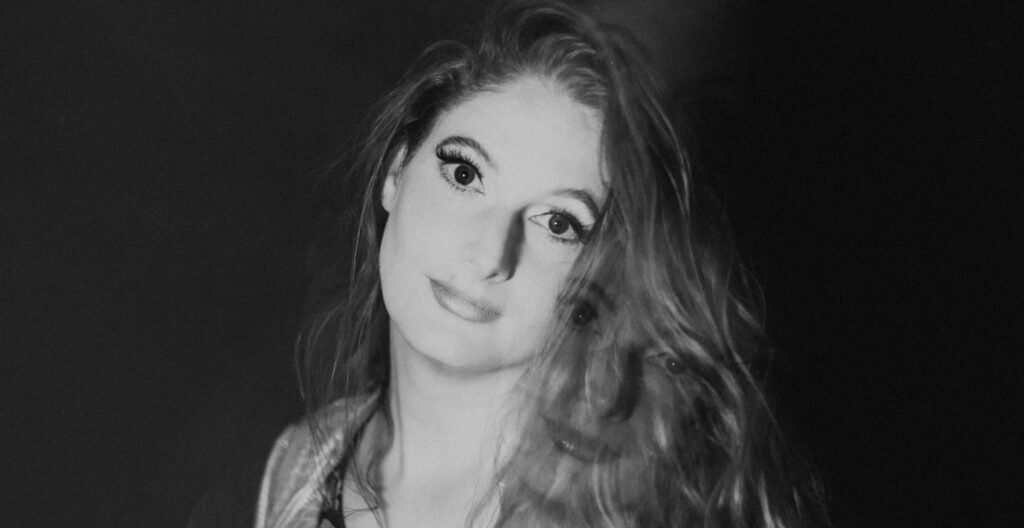 Femke's Love Somebody Else: A Haunting Elegy of Love and Deception