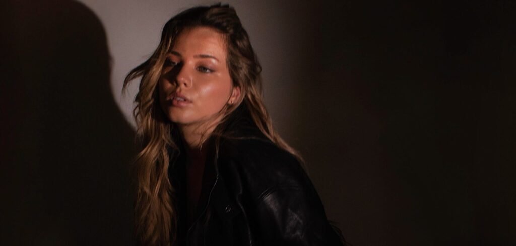 Cate Tomlinson's So Cool So Mean Is A Sultry Dive Into The Tumultuous Waters Of Infatuation