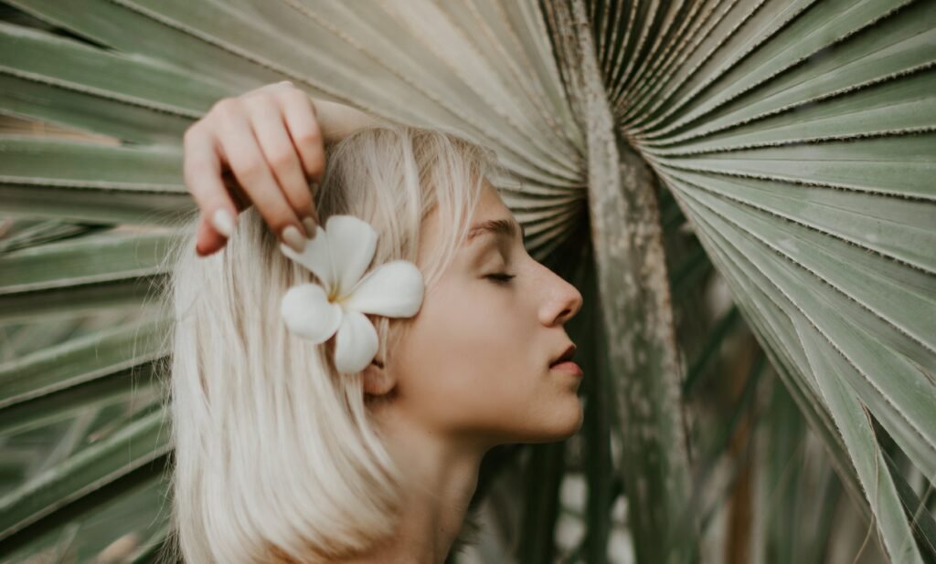 The Spiritual Meaning of Ringing in the Right Ear