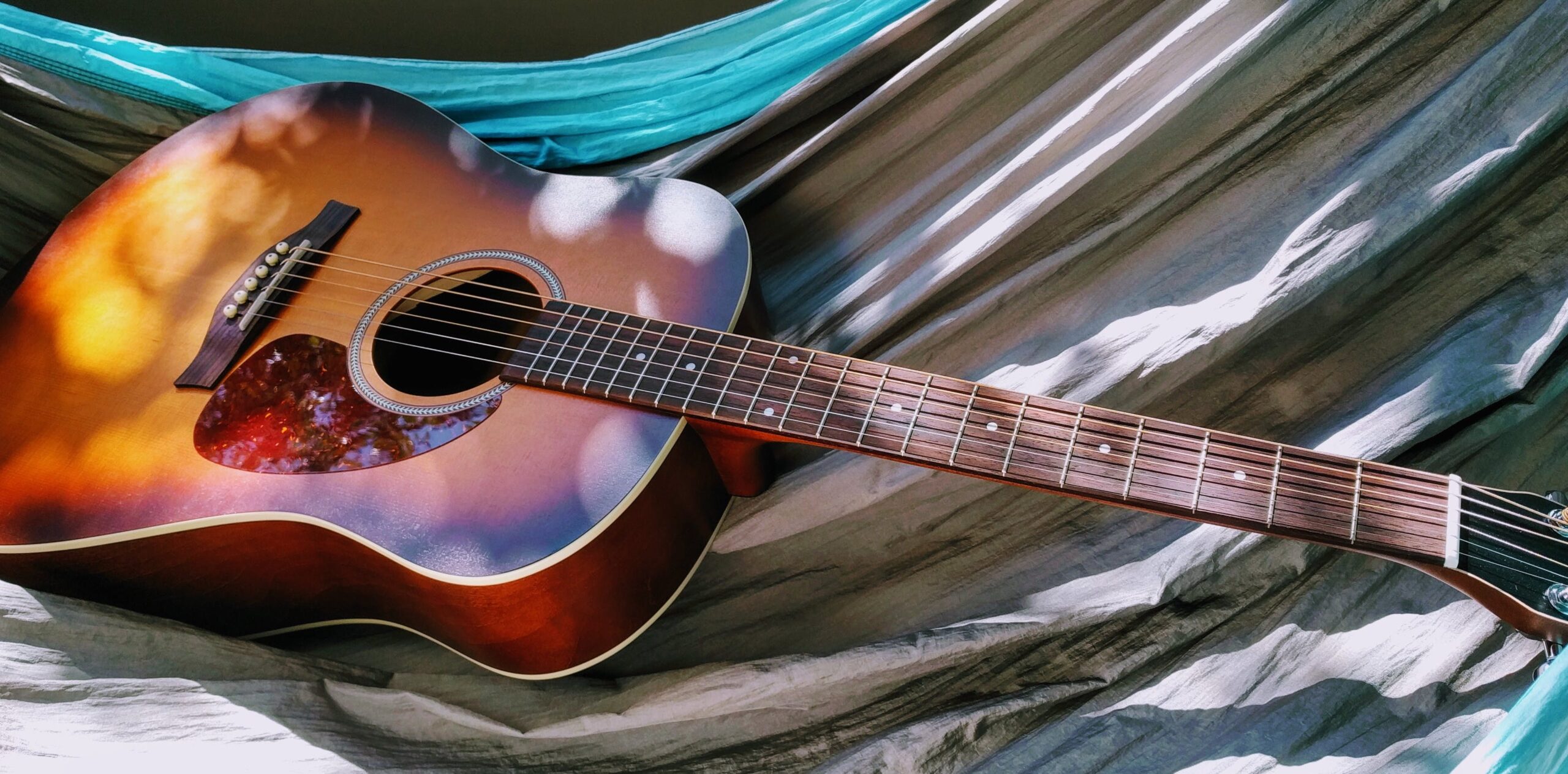 What Does Acoustic Mean on TikTok: A Deep Dive into the Platform's Slang and Its Impact