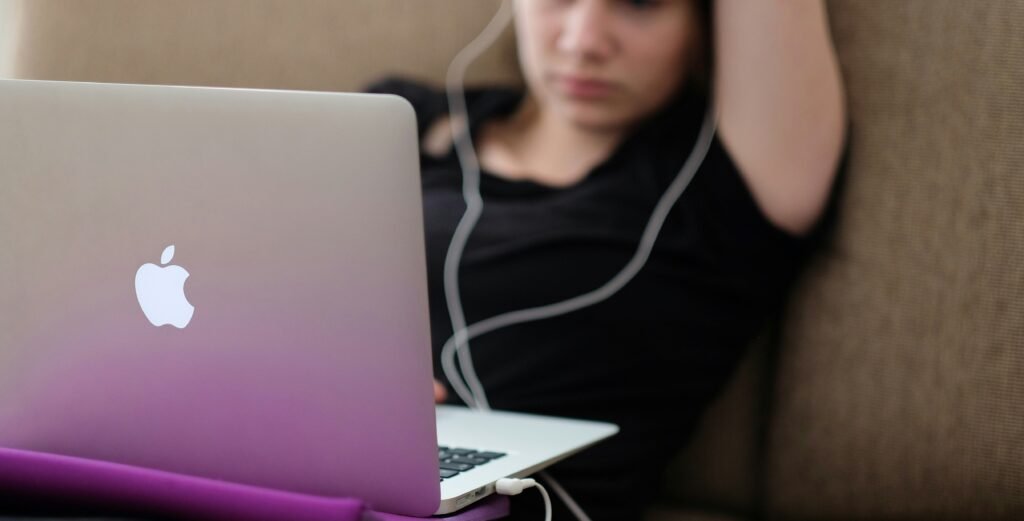 The Impact of Social Media on Teen Girls