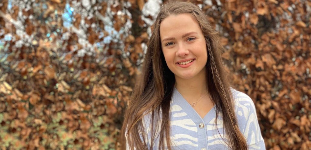 Unpacking the Viral Sensation: A Deep Dive into 2 Days into College Lyrics by Aimee Carty