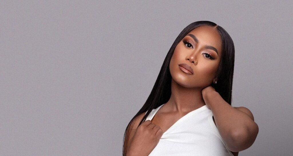 Muni Long’s Make Me Forget Lyrics: A Deep Dive into Loves Reawakening Muni Long’s Make Me Forget Lyrics: A Deep Dive into Loves Reawakening