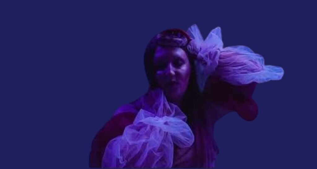 Olive Louise Greatness: A Sonic Wonderland of Confidence and Complexity