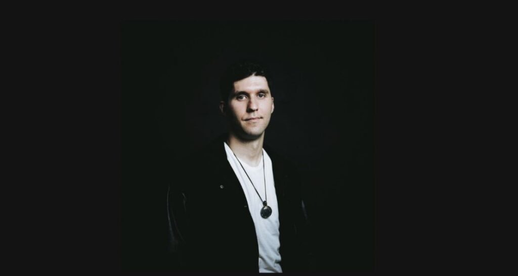 Saxophones, Synths, and Surprises: Ross Mintzer's Unmissable Performance