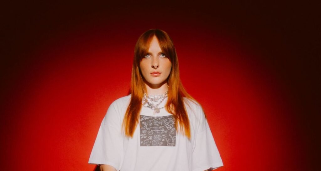 Amanda Cy's 'Willing To Wait': When Love Songs Get Their Grunge On