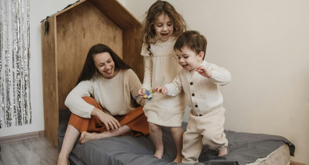 Beige Mom: The Trend That Won’t Fade