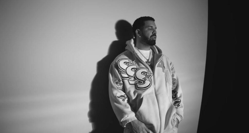 Drake’s Nokia Lyrics & Video: Club Flexes and an IMAX Wink Drake’s Nokia Lyrics & Video: Club Flexes and an IMAX Wink