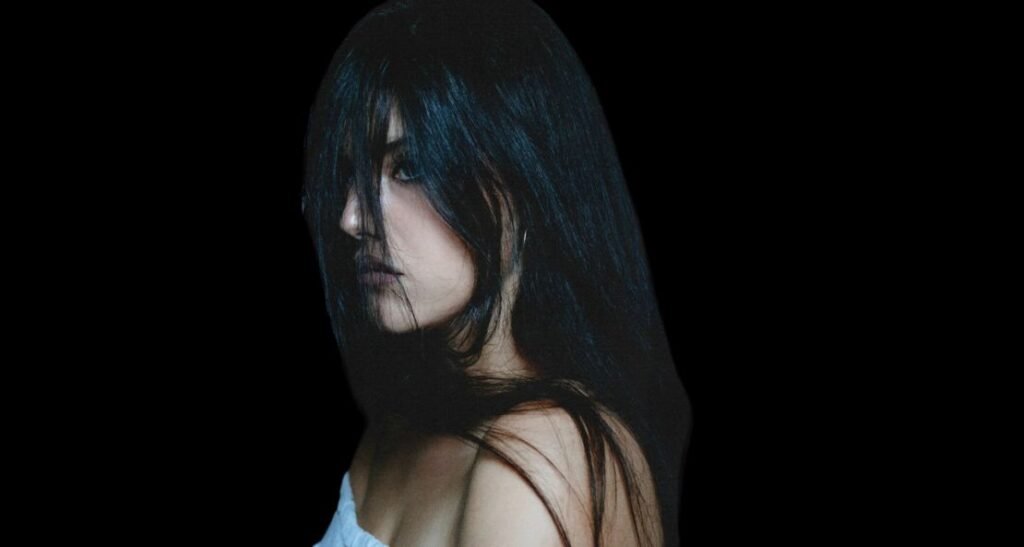 Natasha Hunt Lee's Training Wheels - An Intimate Indie Pop Break-up Story