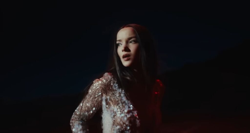 Dove Cameron’s Romeo Lyrics: A Dark-Pop Dream That Feels Fated