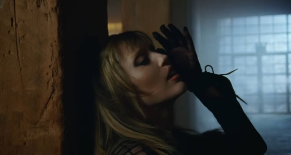 Miley Cyrus’ Every Girl You’ve Ever Loved Lyrics ft Naomi Campbell: A Disco Mirage of Perfection and Doubt